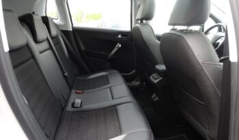 PEUGEOT 2008 1.5 L BLUE HDI 102 CH complet
