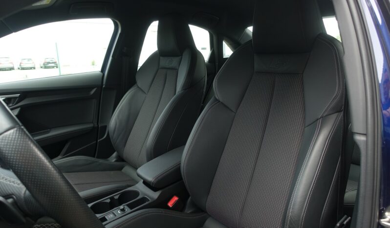 AUDI A3 BERLINE 30 TFSI S-TRONIC MHEV S-LINE INT complet