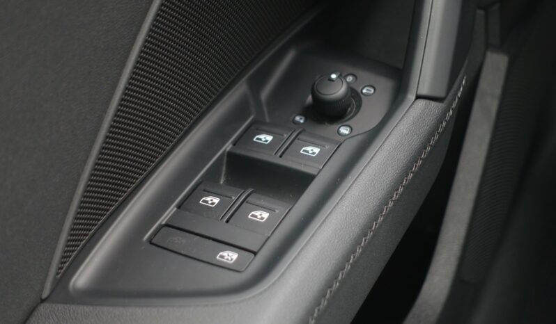 AUDI A3 SPORTBACK 45 COMPETITION TFSI E TRON S-TRONIC 245 CH HYBRIDE RECHARGEABLE  S-LINE complet
