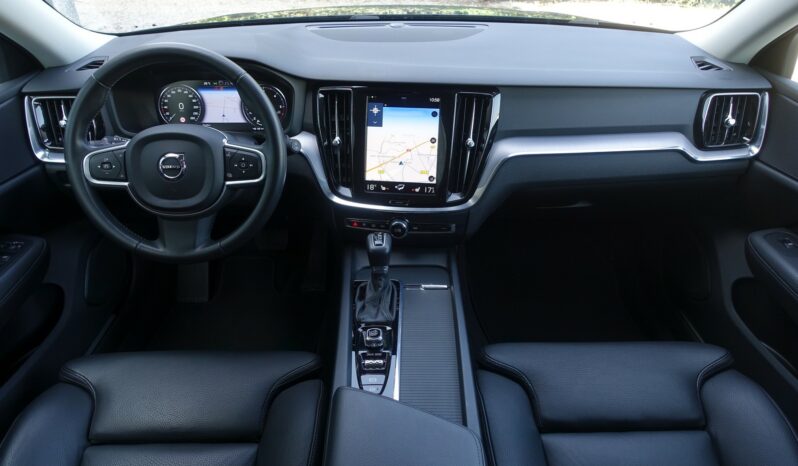 VOLVO V 60 D3 2.0 L GEARTRONIC 150CH MOMENTUM complet