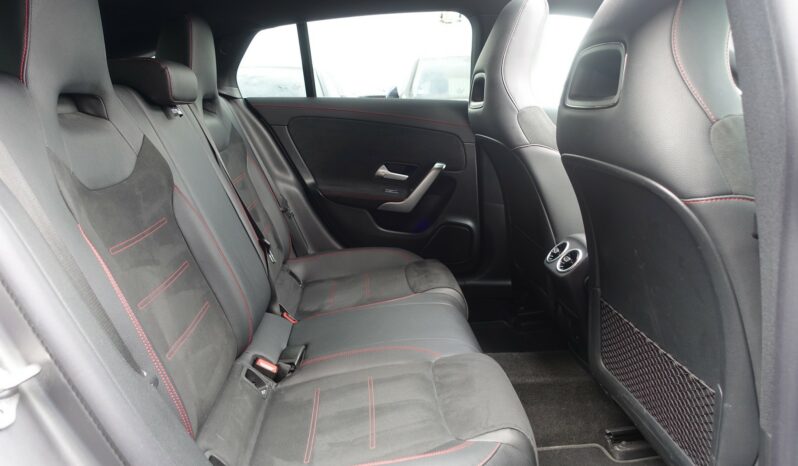 MERCEDES CLASSE CLA SHOOTING BRAKE 200 D 150 CH PHASE 2 AMG-LINE complet