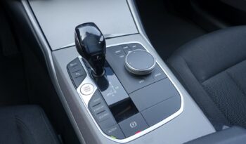 BMW 318 DA TOURING DKG SERIE 3 150 CH MHEV BVA complet