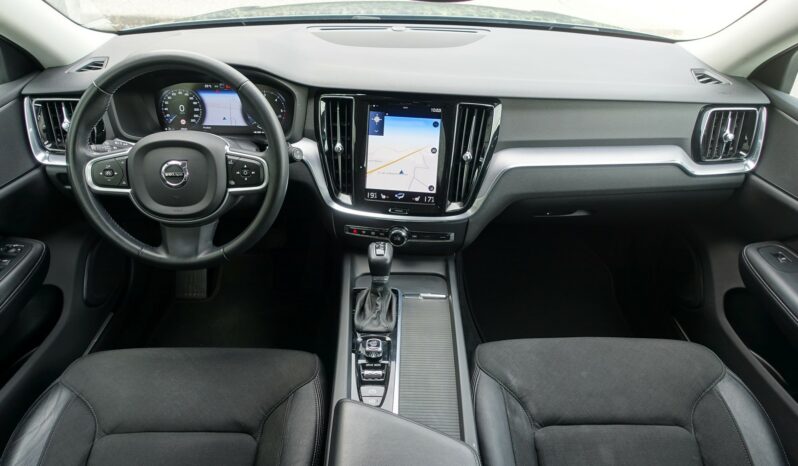 VOLVO V 60 D3 2.0 L GEARTRONIC 150CH MOMENTUM complet