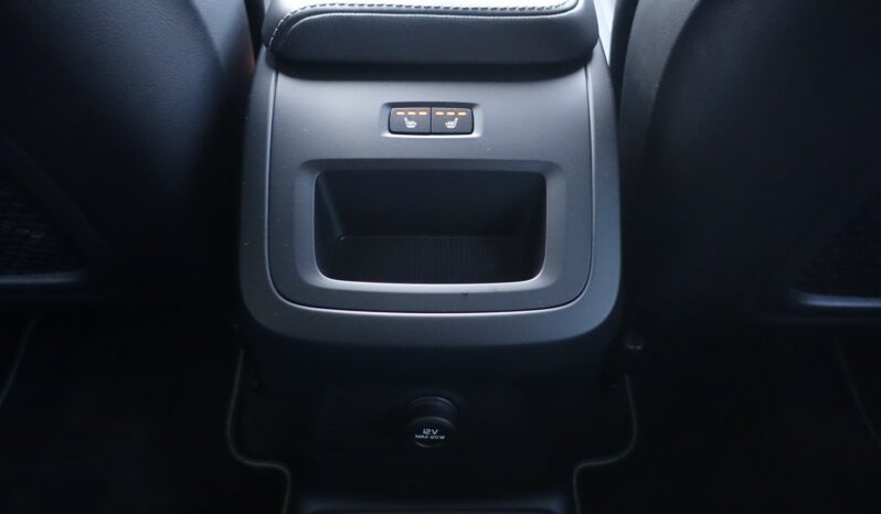 VOLVO XC 60 T8 AWD TWIN ENGINE HYBRIDE RECHARGEABLE GEARTRONIC 390 CH  R-DESIGN complet
