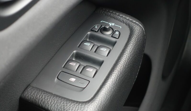 VOLVO XC 60 T6 HYBRIDE RECHARGEABLE GEARTRONIC AWD 340 CH INSCRIPTION complet
