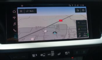 AUDI A3 BERLINE 30 TFSI S-TRONIC MHEV S-LINE INT complet