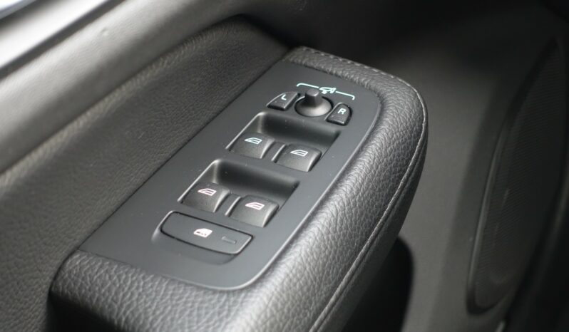 VOLVO V 60 D3 2.0 L 150CH MOMENTUM complet