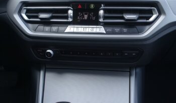 BMW 318 DA TOURING DKG SERIE 3 150 CH MHEV BVA complet