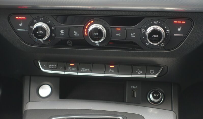 AUDI Q5 35 TDI 163 CH S-TRONIC SPORT complet