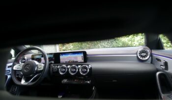 MERCEDES CLASSE CLA 200D SHOOTING BRAKE 150 CH 8G-DCT AMG-LINE complet