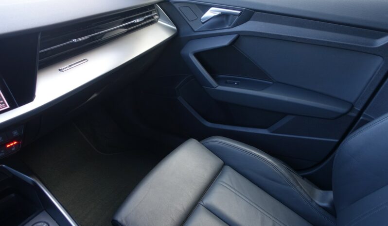 AUDI A3 BERLINE 35 TFSI 150 CH S-LINE complet