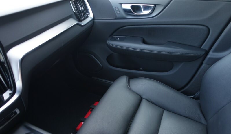 VOLVO V 60 D3 2.0 L GEARTRONIC 150CH INSCRIPTION complet