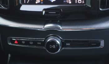 VOLVO XC 60 T8 AWD TWIN ENGINE HYBRIDE RECHARGEABLE GEARTRONIC 390 CH  R-DESIGN complet