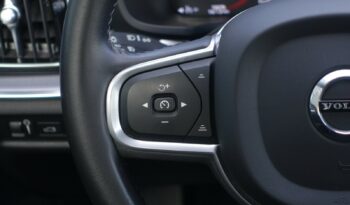 VOLVO V 60 T6 AWD HYBRIDE RECHARGEABLE GEARTRONIC PHEV 340 CH  MOMENTUM complet