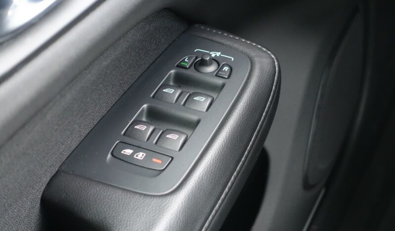 VOLVO V 60 D3 2.0 L GEARTRONIC 150CH MOMENTUM complet