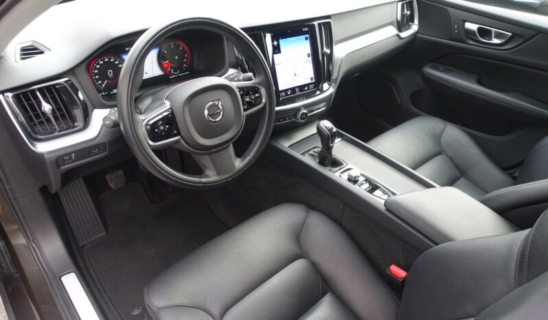VOLVO V 60 D3 2.0 L 150CH MOMENTUM complet