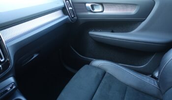 VOLVO XC 40 D3 2.0 L 150 CH R-DESIGN complet