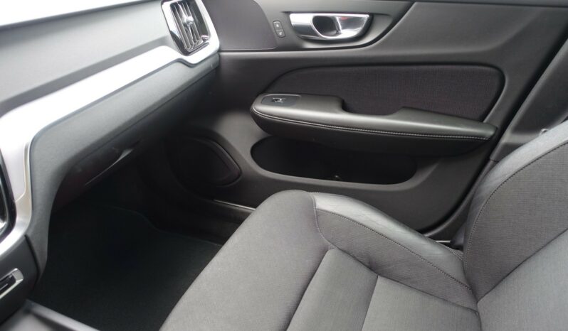 VOLVO V 60 D3 2.0 L  150CH MOMENTUM complet