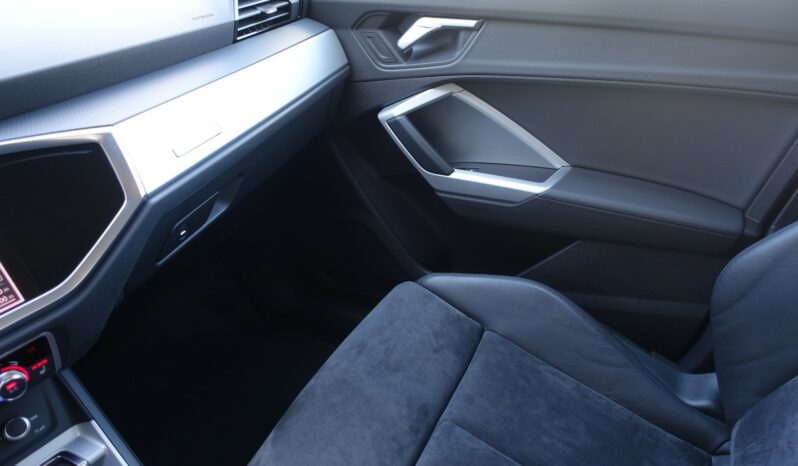 AUDI Q3 35 TDI 150 CH S-TRONIC  S-LINE complet