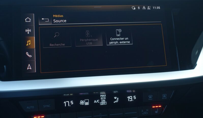 AUDI A3 BERLINE 35 TFSI 150 CH S-LINE complet