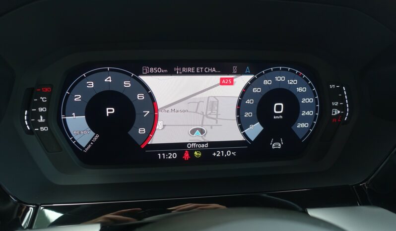 AUDI A3 BERLINE 30 TFSI S-TRONIC MHEV S-LINE INT complet