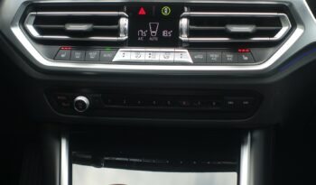 BMW 318 DA TOURING DKG SERIE 3 150 CH MHEV BVA complet