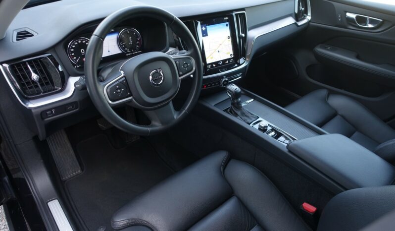 VOLVO V 60 D3 2.0 L GEARTRONIC 150CH MOMENTUM complet