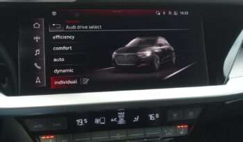 AUDI A3 SPORTBACK 45 COMPETITION TFSI E TRON S-TRONIC 245 CH HYBRIDE RECHARGEABLE  S-LINE complet