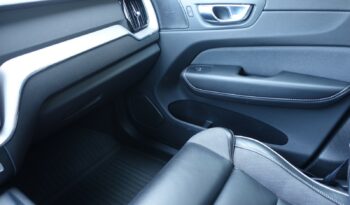 VOLVO XC 60 B4 D5 2.0L GEARTRONIC 197CH MHEV PHASE 2 R-DESIGN complet