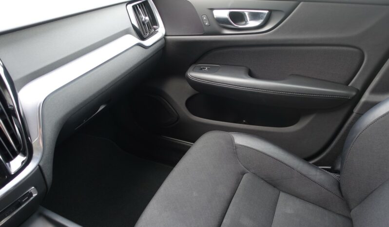 VOLVO V 60 D3 2.0 L GEARTRONIC 150CH MOMENTUM complet