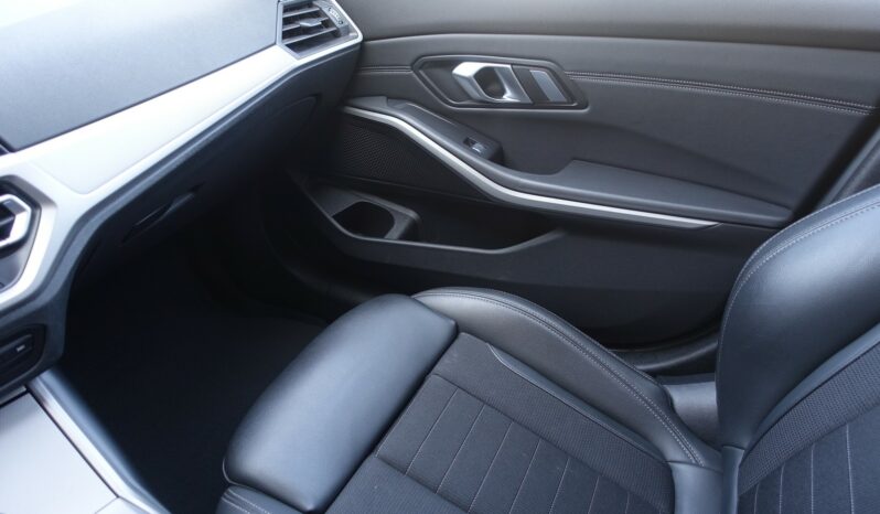 BMW 318 D TOURING 150 CH SERIE 3 complet