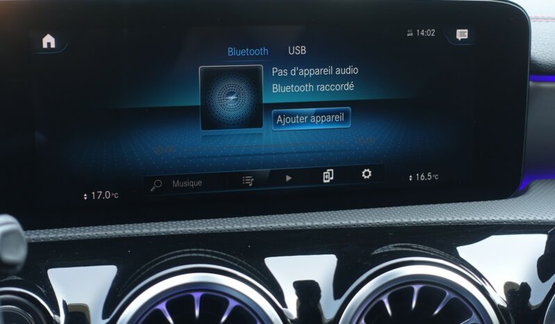 MERCEDES CLASSE CLA 200D SHOOTING BRAKE AMG-LINE 150 CH 8G-Dct complet
