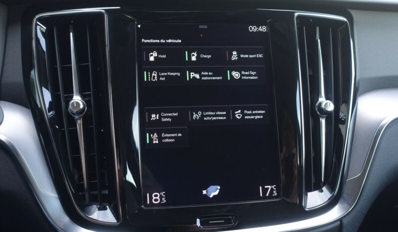 VOLVO V 60 T6 AWD HYBRIDE RECHARGEABLE GEARTRONIC PHEV 340 CH  MOMENTUM complet