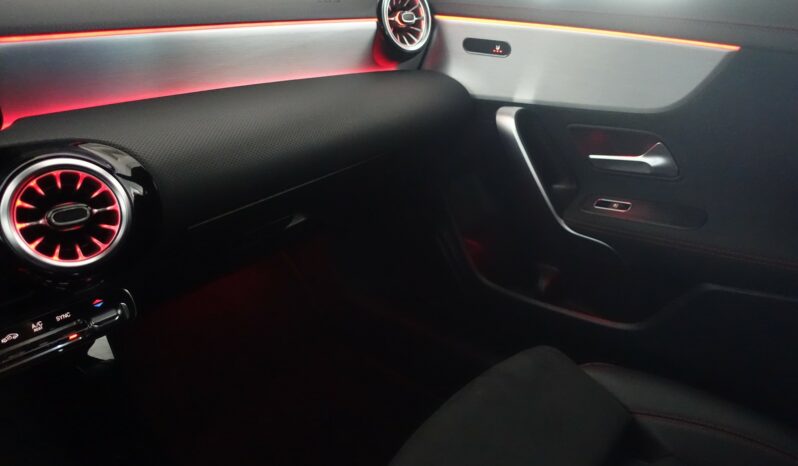 MERCEDES CLASSE CLA 200D SHOOTING BRAKE AMG-LINE 150 CH 8G-Dct complet
