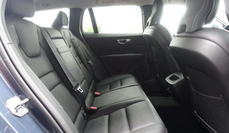 VOLVO V 60 D3 2.0 L GEARTRONIC 150CH MOMENTUM complet