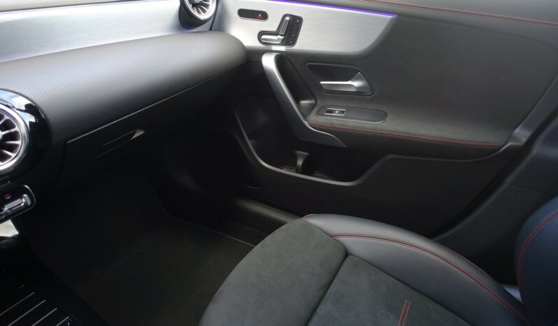 MERCEDES CLASSE CLA 200D SHOOTING BRAKE 150 CH 8G-DCT AMG-LINE complet
