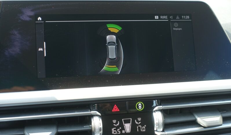 BMW 318 DA TOURING DKG SERIE 3 150 CH MHEV BVA complet