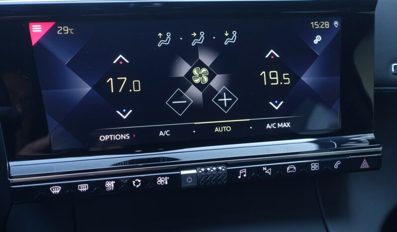 DS7 CROSSBACK HDI EAT8 130 CH SO-CHIC RIVOLI complet