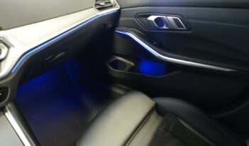 BMW 318 DA TOURING DKG SERIE 3 150 CH MHEV BVA complet