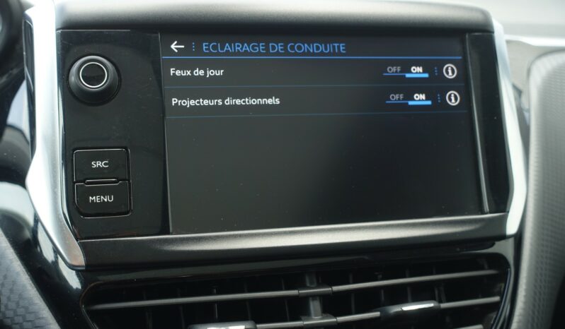 PEUGEOT 2008 1.5 L BLUE HDI 102 CH complet