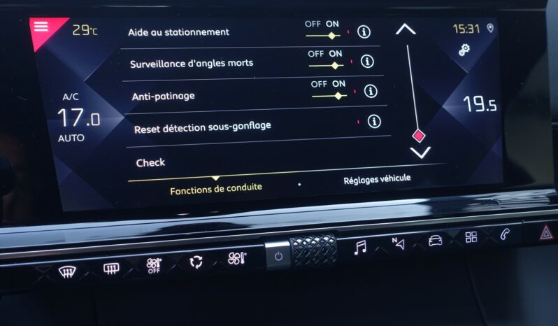 DS7 CROSSBACK HDI EAT8 130 CH SO-CHIC RIVOLI complet