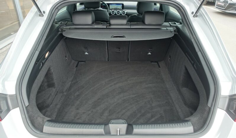 MERCEDES CLA SHOOTING BRAKE 180 D 8G-DCT complet