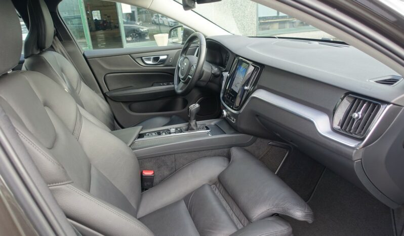 VOLVO V 60 D3 2.0 L  150CH MOMENTUM complet