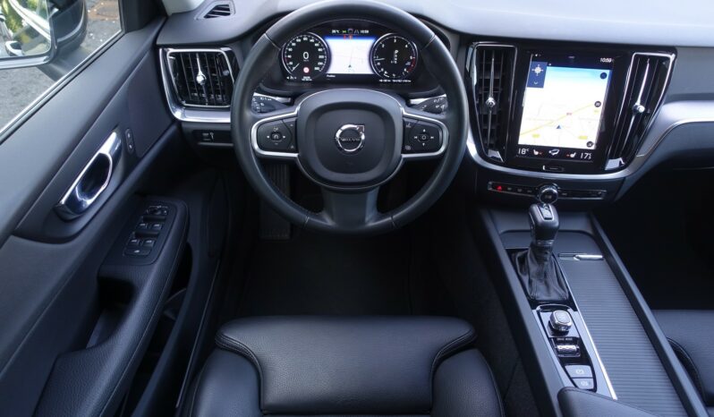 VOLVO V 60 D3 2.0 L GEARTRONIC 150CH MOMENTUM complet