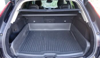 VOLVO XC 60 B4 2.0 L GEARTRONIC 197 CH MHEV MOMENTUM complet