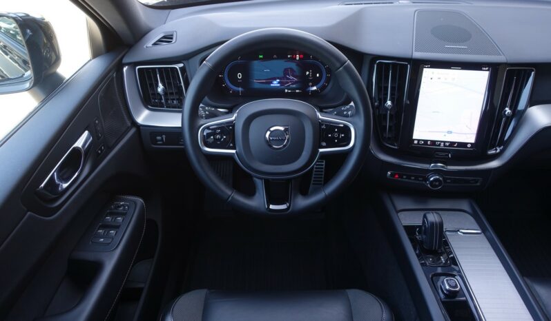 VOLVO XC 60 B4 D5 2.0L GEARTRONIC 197CH MHEV PHASE 2 R-DESIGN complet