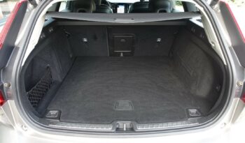 VOLVO V 60 T6 AWD HYBRIDE RECHARGEABLE GEARTRONIC PHEV 340 CH  MOMENTUM complet