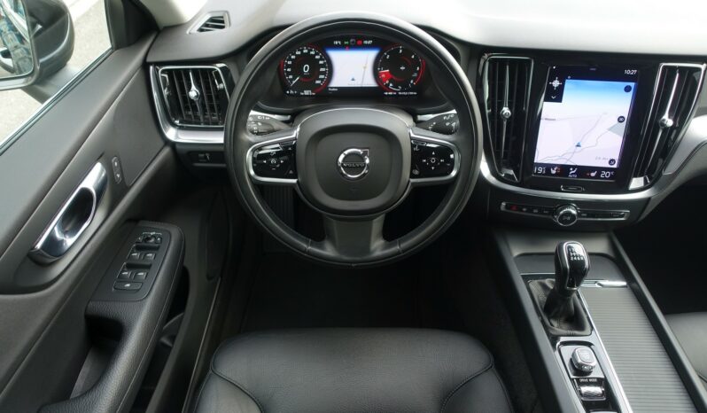 VOLVO V 60 D3 2.0 L 150CH MOMENTUM complet