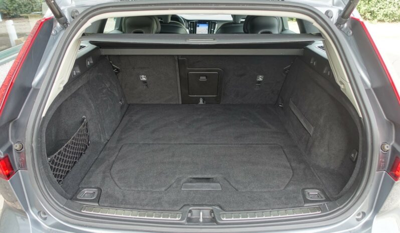 VOLVO V 60 D3 2.0 L GEARTRONIC 150CH MOMENTUM complet