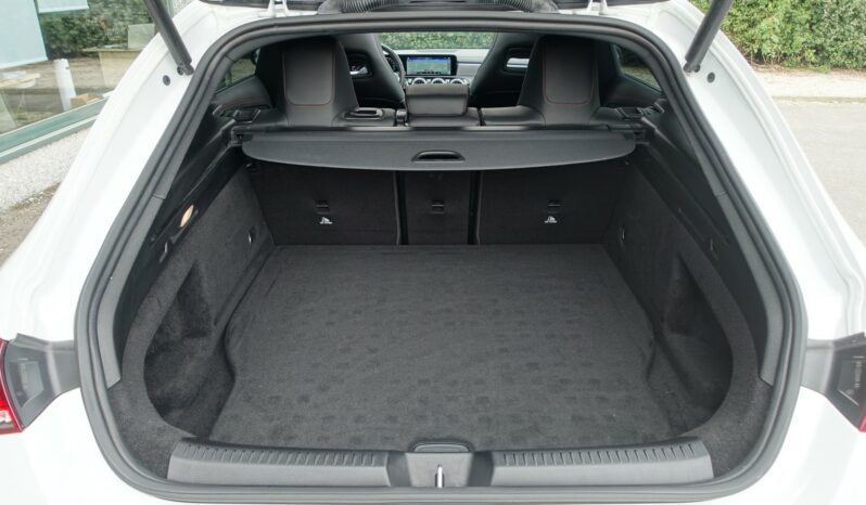 MERCEDES CLA 250 E SHOOTING BRAKE 262 CH EQ POWER HYBRIDE RECHARGEABLE 8G-DCT  AMG-LINE complet